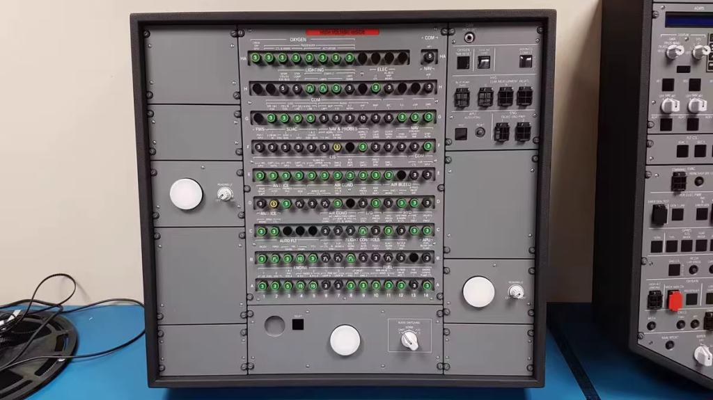 Simulador de techo delantero y trasero del Airbus 320 Simulación de vuelo Simulación periférica Simulación de conducción Vuelo
